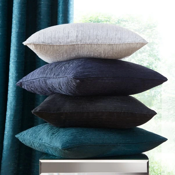 Molly Cushion 3 Molly Cushion - Image 3