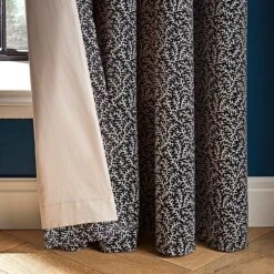 Natural History Museum Ditsy Coral Eyelet Curtains -Home Decor Shop 30810089 alt06