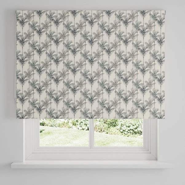 Palm Blackout Roller Blind 4 Palm Blackout Roller Blind - Image 4