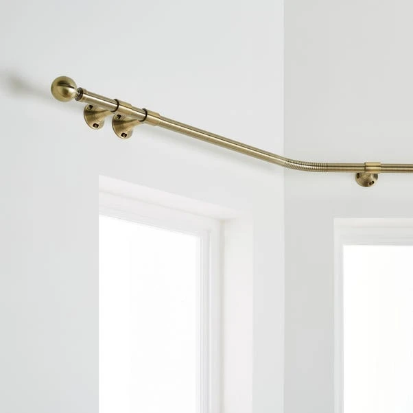 Ashton Metal Eyelet Bay Curtain Pole 5 Ashton Metal Eyelet Bay Curtain Pole - Image 5