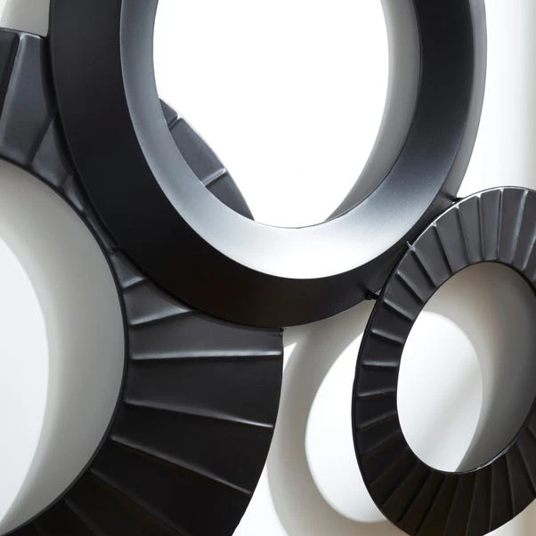 Amazonica Circles Indoor Outdoor Metal Wall Art 3 Amazonica Circles Indoor Outdoor Metal Wall Art - Image 3