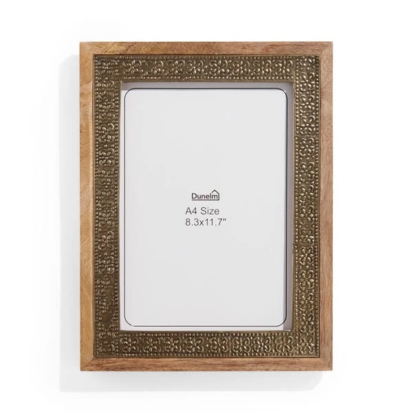 Detailed Gold Metal Wooden Edge Photo Frame 8 Detailed Gold Metal Wooden Edge Photo Frame - Image 8