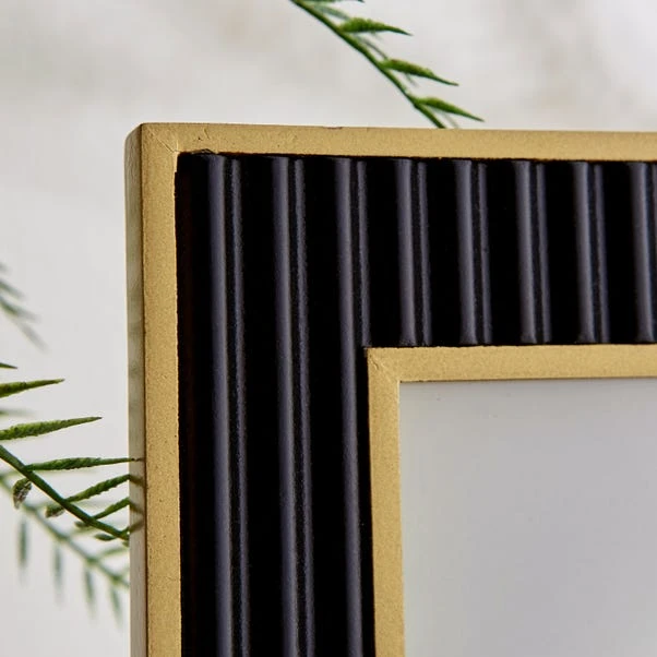 Georgi Photo Frame 15 Georgi Photo Frame - Image 15