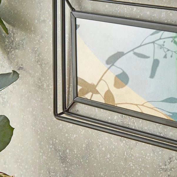 London Black Panel Multi Photo Frame 2 London Black Panel Multi Photo Frame - Image 2