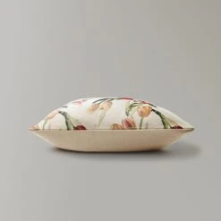 Tulips Tapestry Cushion Cover -Home Decor Shop 30898297 alt03
