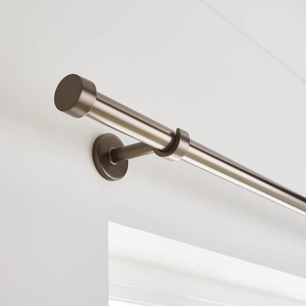 Trinity Extendable Metal Eyelet Curtain Pole 17 Trinity Extendable Metal Eyelet Curtain Pole - Image 17