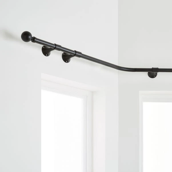 Ashton Metal Eyelet Bay Curtain Pole 17 Ashton Metal Eyelet Bay Curtain Pole - Image 17