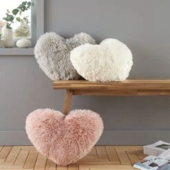 Catherine Lansfield Cuddly Heart Cushion -Home Decor Shop 30983258 alt08